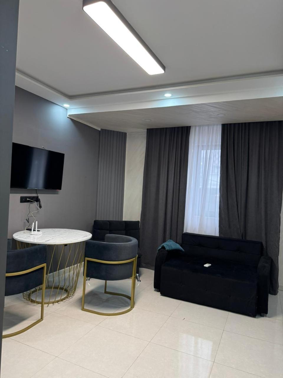Hotel 770 Батуми Экстерьер фото