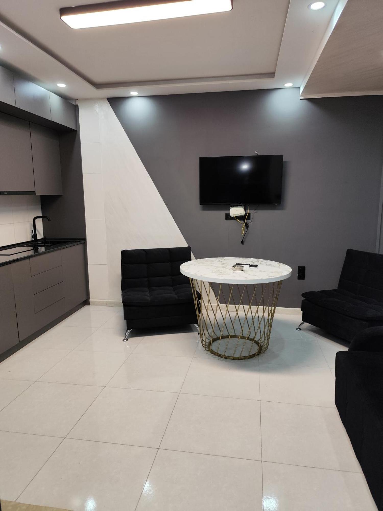 Hotel 770 Батуми Экстерьер фото
