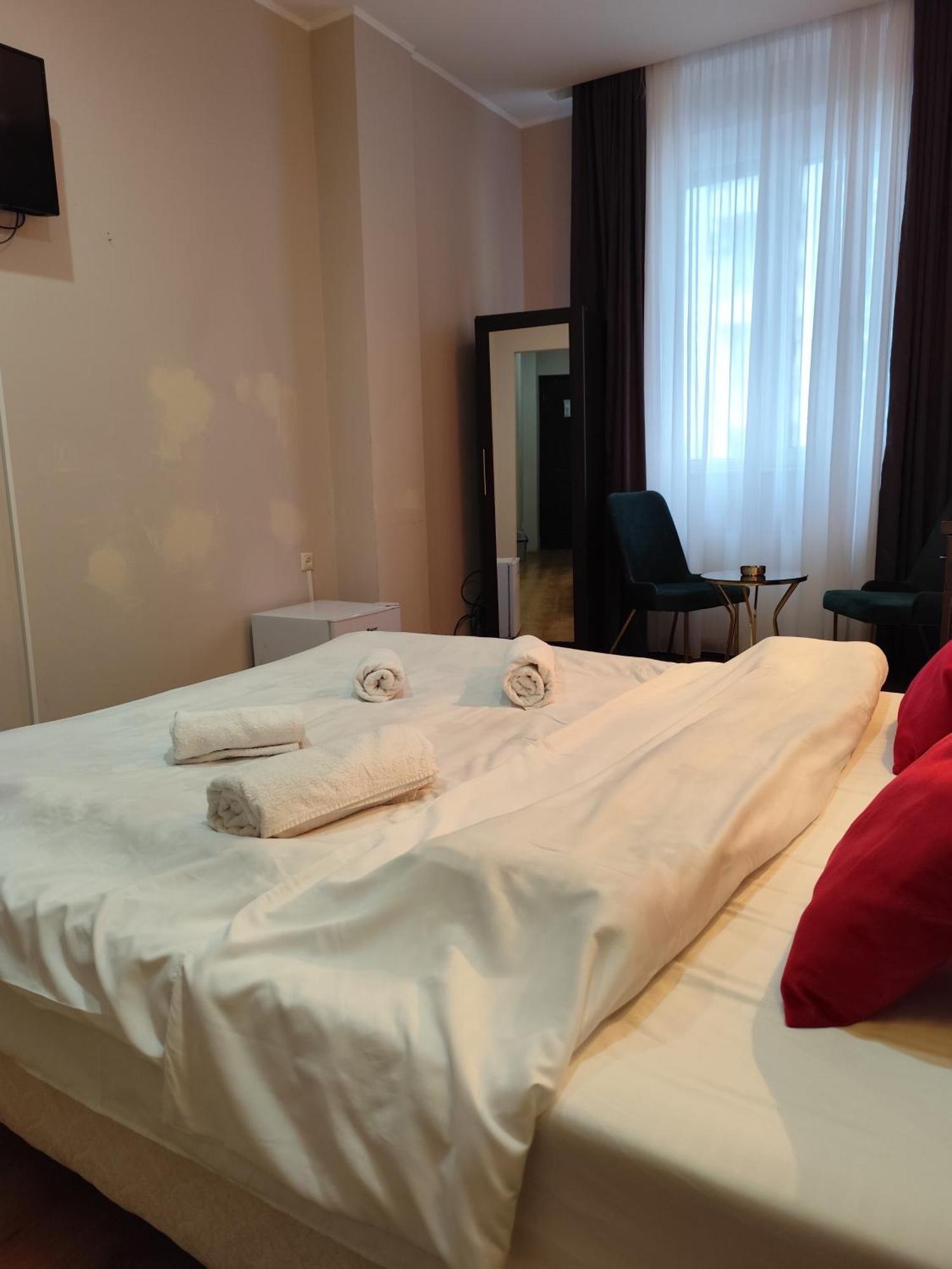Hotel 770 Батуми Экстерьер фото